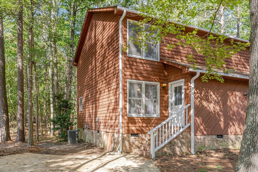Building Photo - 4423 American Dr