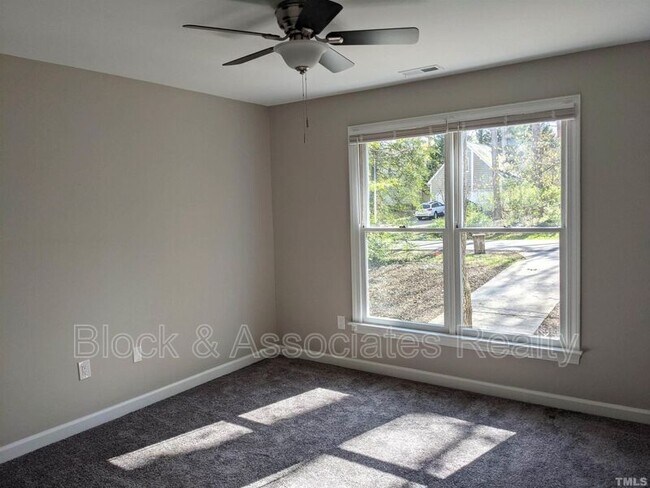 Building Photo - 143 Brannigan Pl