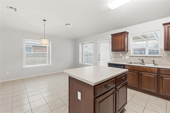 Building Photo - 2308 Pearson Way