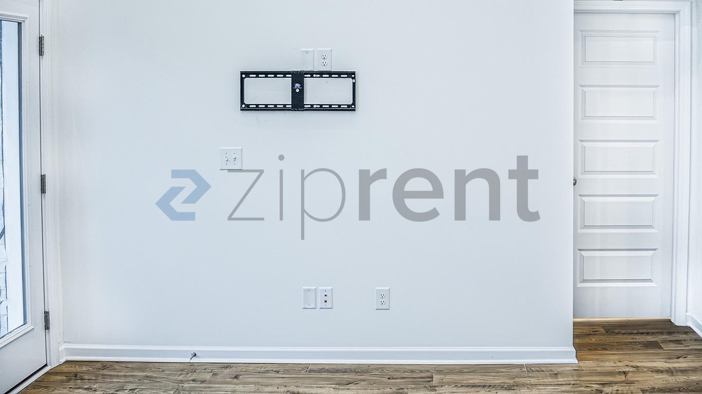 Building Photo - 612 Clb Vw Wy