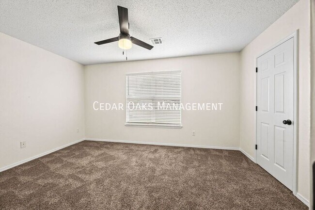 Building Photo - 1142 S Jasmine Ln