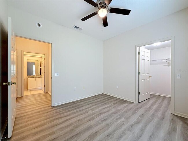 Building Photo - 704 Eagle Pond Dr