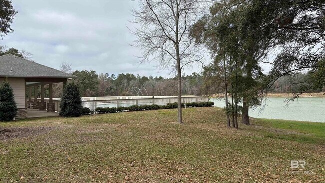 Building Photo - 452 Parkerman Ave