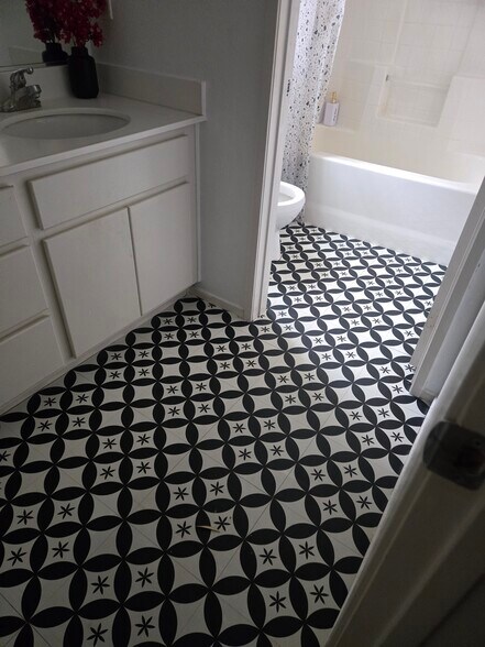 Building Photo - 4085 Garvey Way