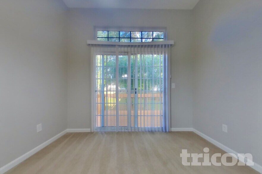 Building Photo - 319 Quiet Grove Ln