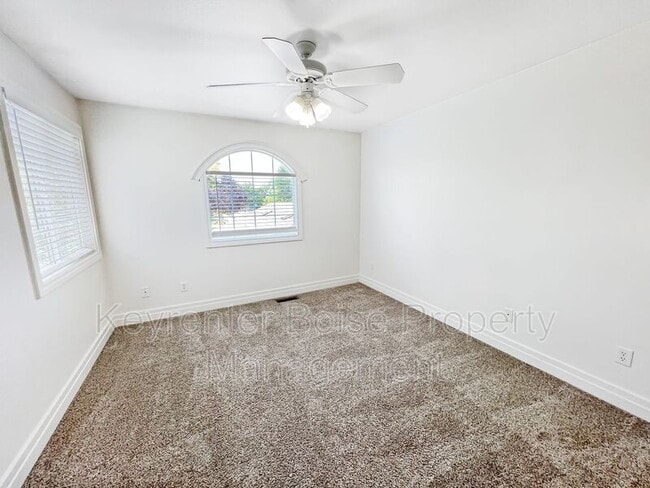 Building Photo - 2152 S Dorothy Ave