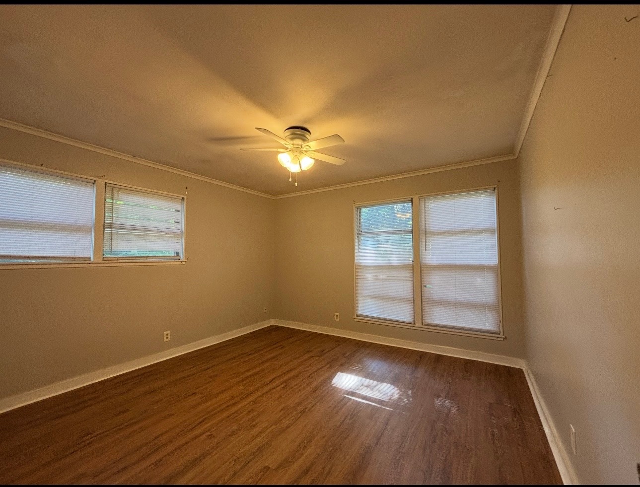 Building Photo - 1408 University Ave