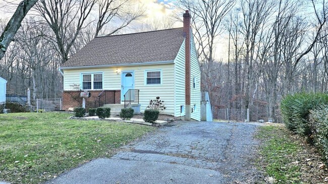 Primary Photo - 1934 Willow Ln