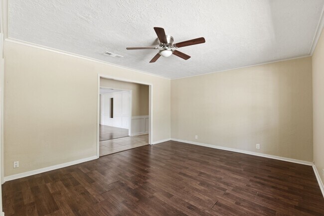 Building Photo - 9052 Zapata Way