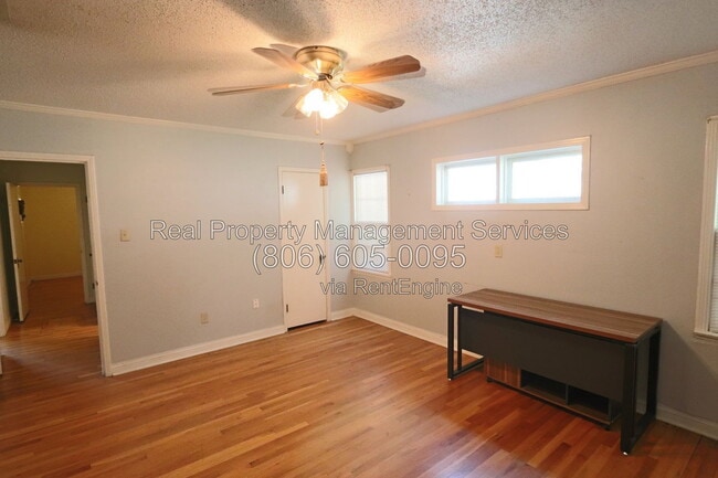 Building Photo - 2827 23rd St