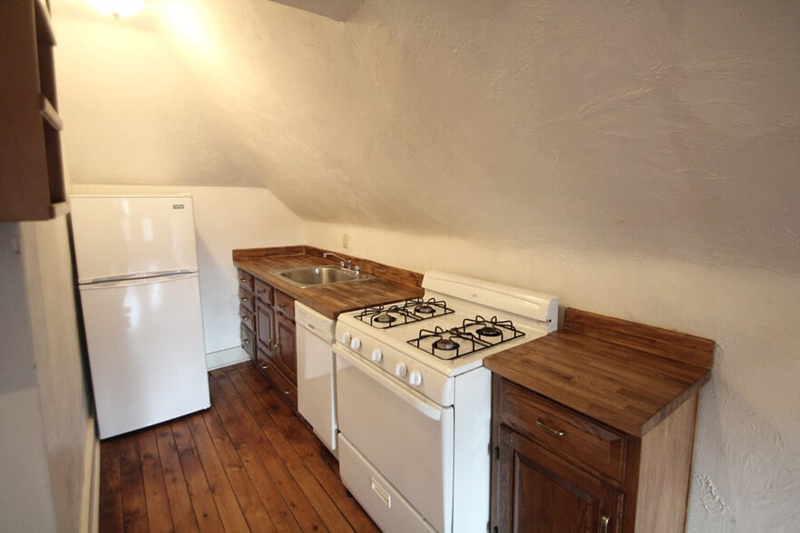 Building Photo - 308 S Trenton Ave