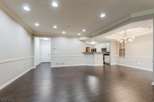 Building Photo - 101 Taft Ln