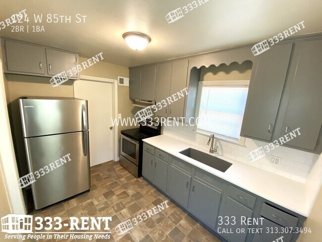 Building Photo - 124 W 85th St