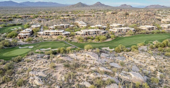 Building Photo - 10260 E White Feather Ln