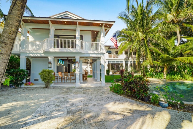 Building Photo - 19471 Harbor Rd S