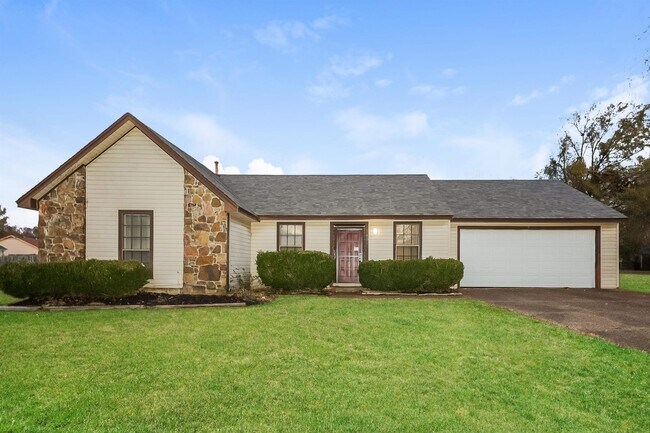 Primary Photo - 4520 Northwood Hills Dr
