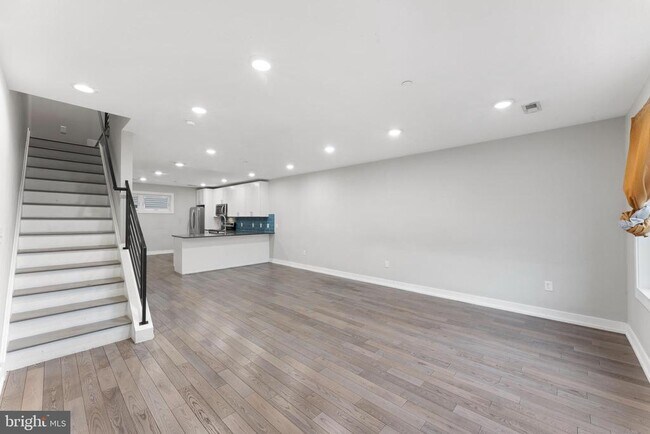 Building Photo - 1407 N 8th St