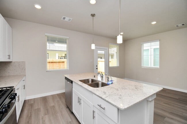 Building Photo - 8408 Rising Stream Dr
