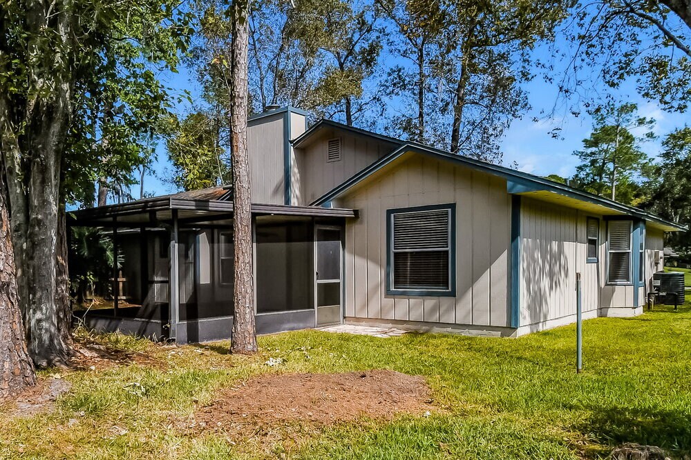 Building Photo - 11130 Losco Jct Dr S