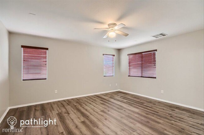 Building Photo - 5 br, 3 bath House - 1480 Anna Drive UNIT