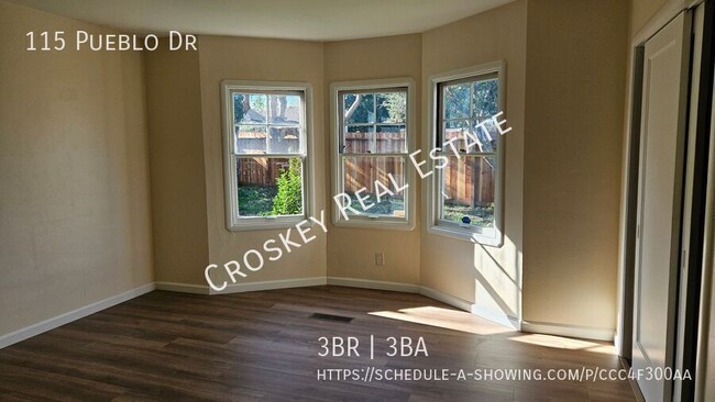 Building Photo - Move in ready! Remodeled home with large b...