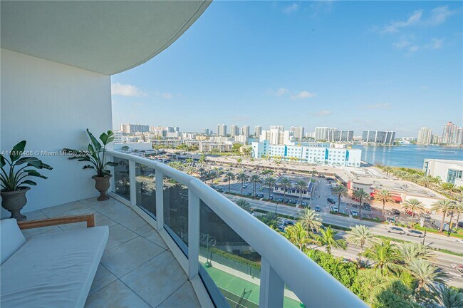 Building Photo - 18201 Collins Ave