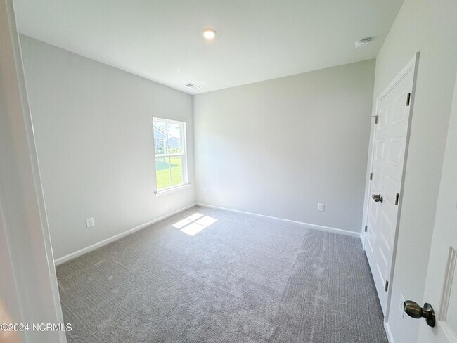 Building Photo - 9186 Little Osprey Dr