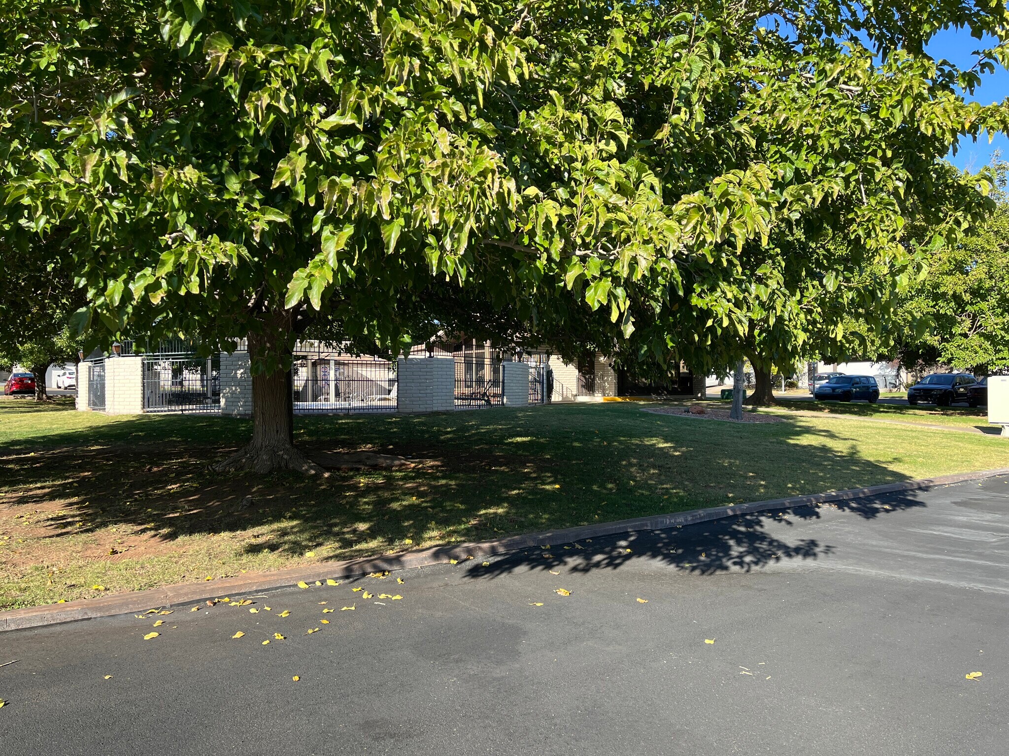 Building Photo - 55 E 700 S