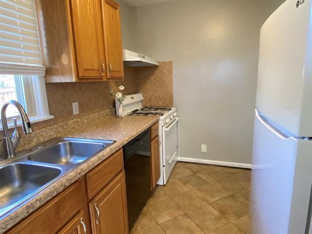 Building Photo - 2114 Dunloe Ave