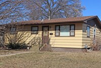 Building Photo - 4 bedroom 2 bathroom Single family home.