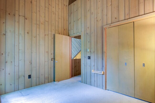 Building Photo - 73 Kearsarge Woods Ln
