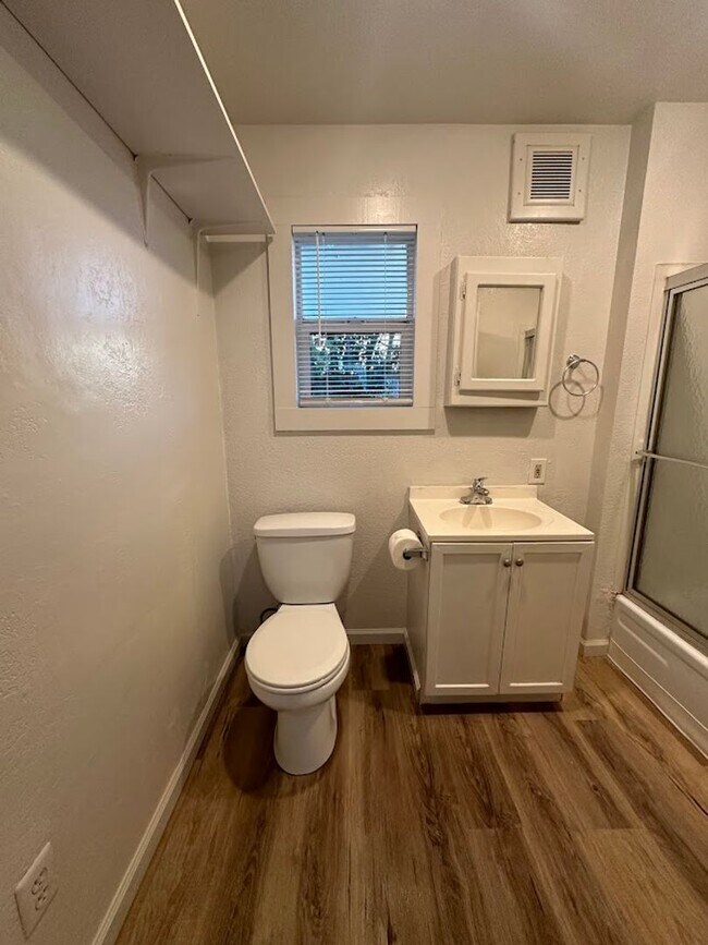 Building Photo - Terrace2121