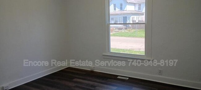 Building Photo - 97 Allen St