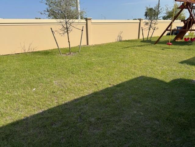 Building Photo - 3649 Yarian Dr