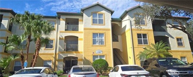 Building Photo - 11500 Villa Grand