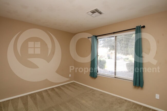 Building Photo - 10234 E Javelina Ave