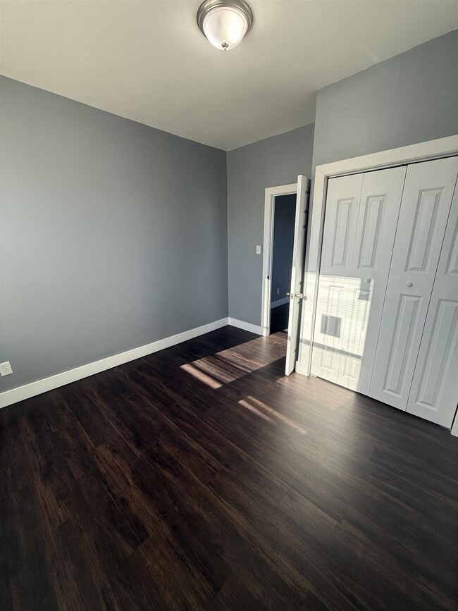 Building Photo - 205 Duncan Ave