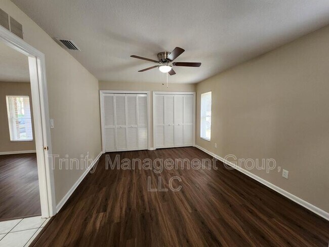 Building Photo - 17531 Brandywine Dr