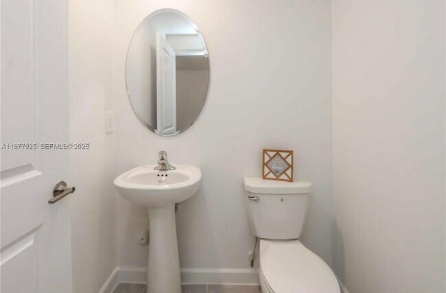 Building Photo - 26459 SW 148th Ave