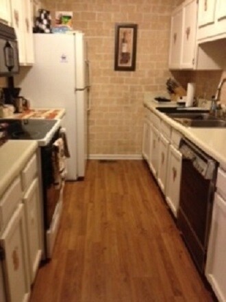 Building Photo - 926 Mill Stone Dr
