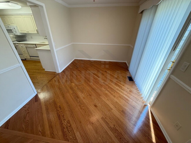 Building Photo - 48108 Colony Farm Cir