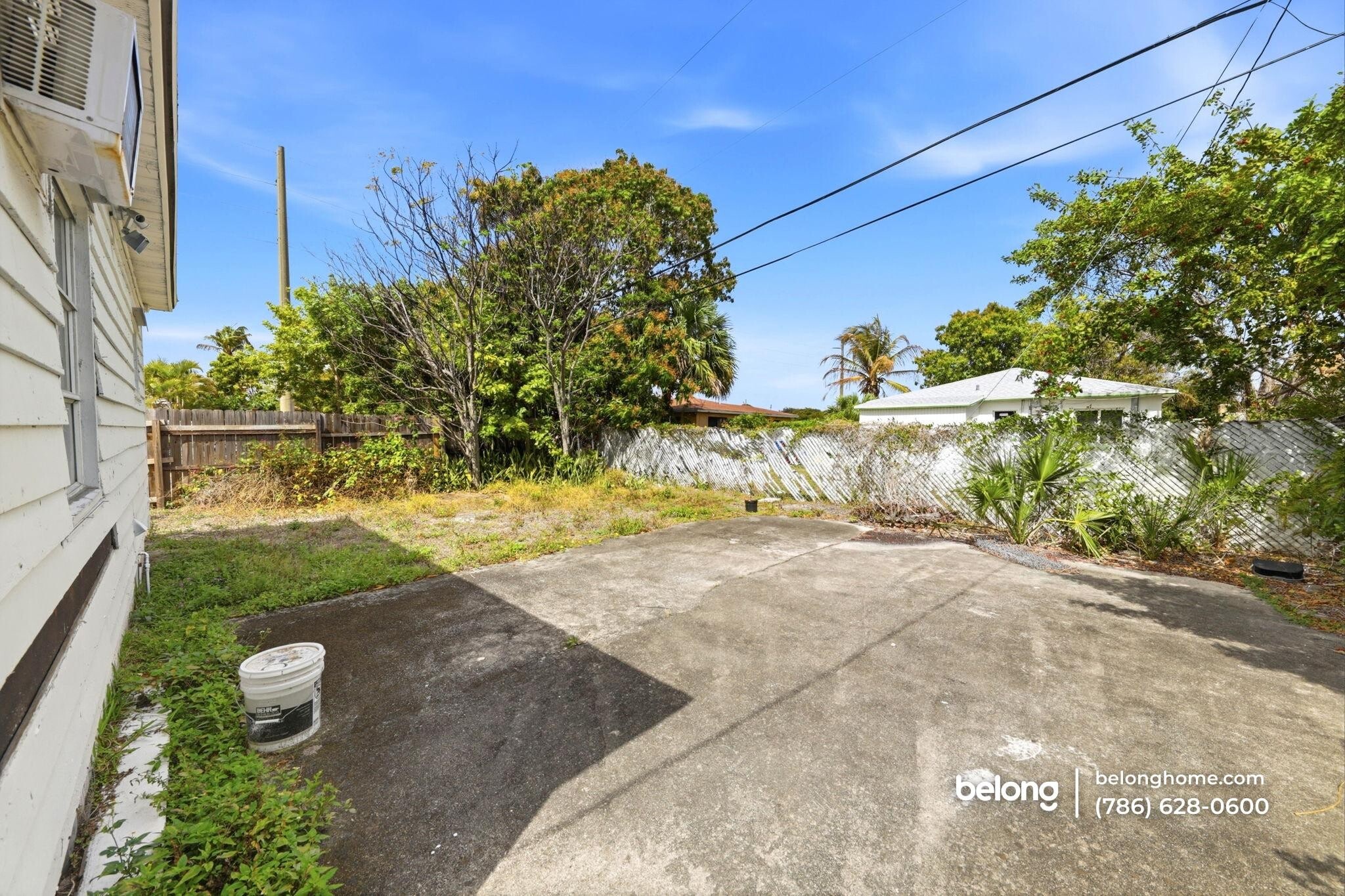 Building Photo - 170 W 23rd St