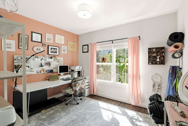 Building Photo - 429 Westboro Dr