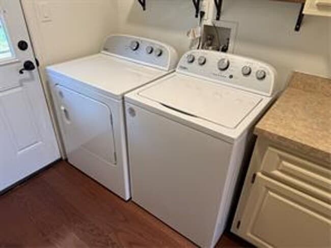 Building Photo - Single Family Home in Mount Dora