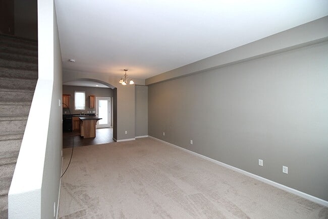 Building Photo - 3167 Sullivan Lp