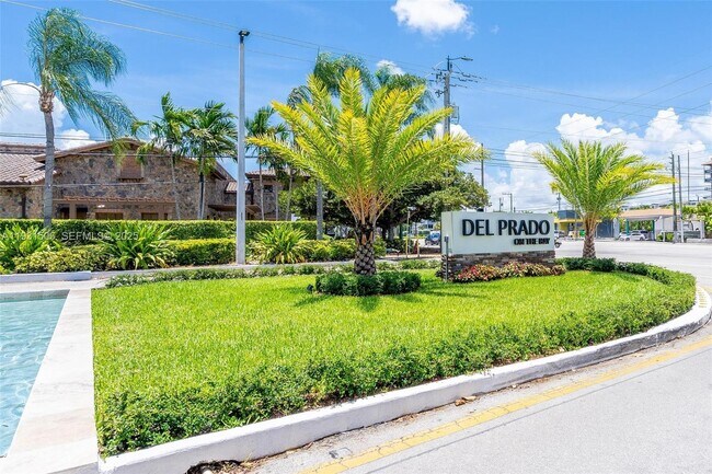 Building Photo - 18081 Biscayne Blvd