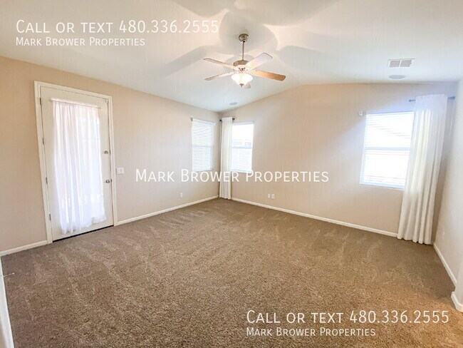 Building Photo - 115 S Bermuda Cir