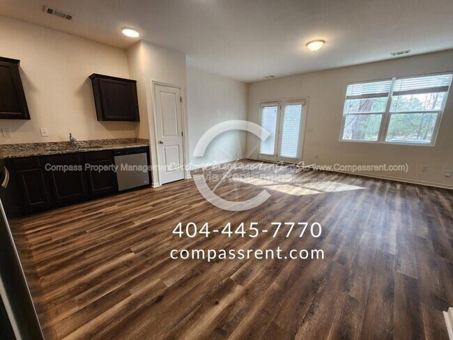 Building Photo - 2365 Camden Oak Way