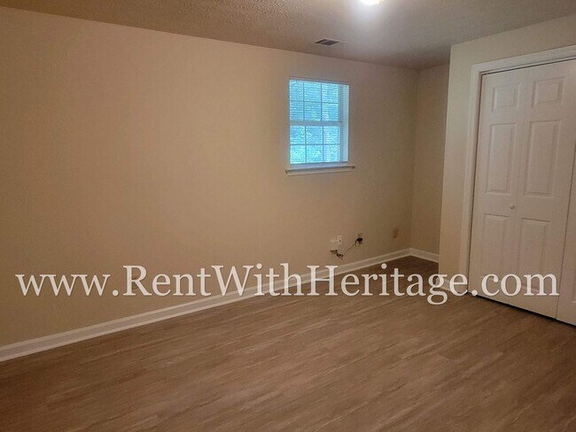 Building Photo - WOW!!!! GREAT HOME WITH PARTIAL FINISHED B...