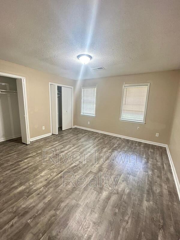 Building Photo - 781 Candace Dr
